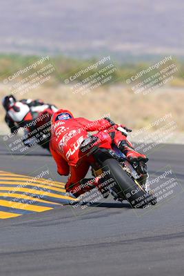 media/Oct-09-2022-SoCal Trackdays (Sun) [[95640aeeb6]]/Turn 14 Backside (1125am)/